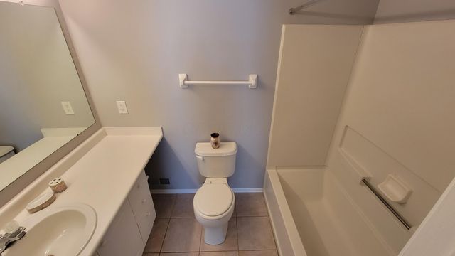 6707 Axtel Drive, 5B, Canal Winchester, OH 43110