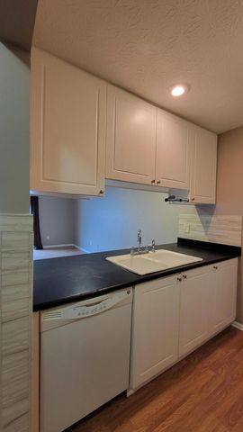 6707 Axtel Drive, 5B, Canal Winchester, OH 43110