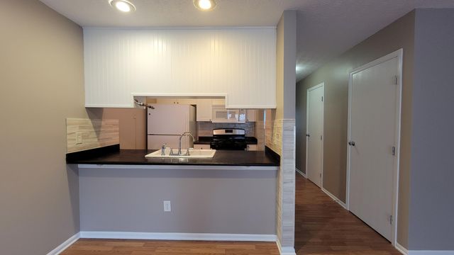 6707 Axtel Drive, 5B, Canal Winchester, OH 43110