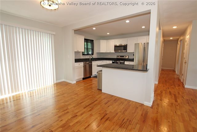 111 Walk Drive, St Albans, WV 25177
