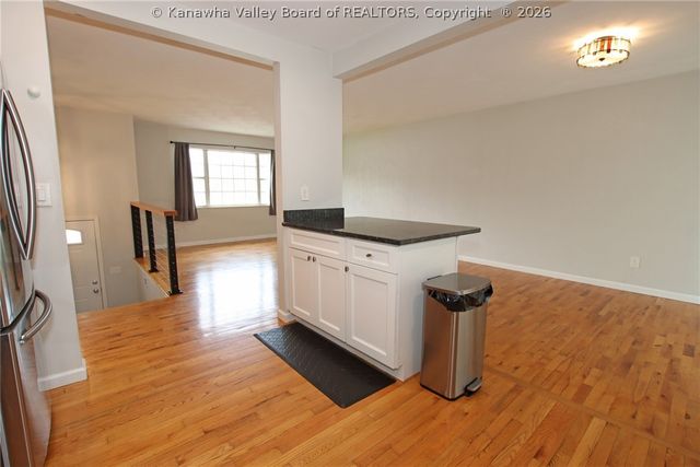111 Walk Drive, St Albans, WV 25177