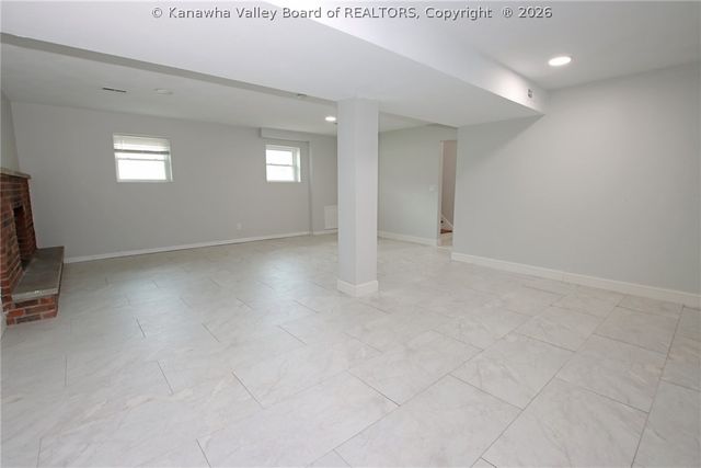 111 Walk Drive, St Albans, WV 25177
