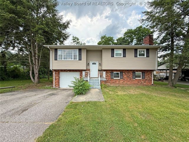 111 Walk Drive, St Albans, WV 25177