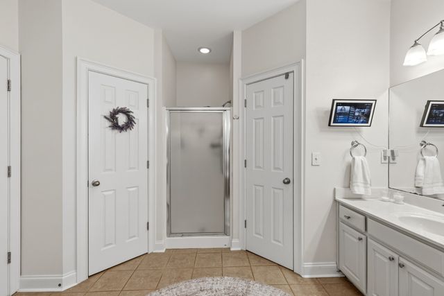 121 Cambria Dr, White House, TN 37188