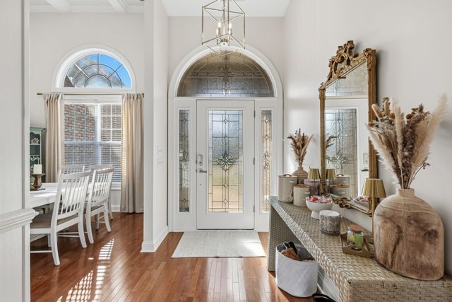 121 Cambria Dr, White House, TN 37188