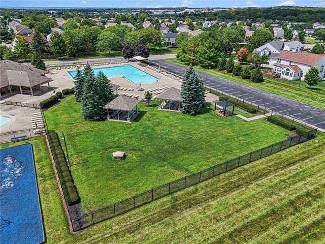 176 McDaniels Lane, Springboro, OH 45066