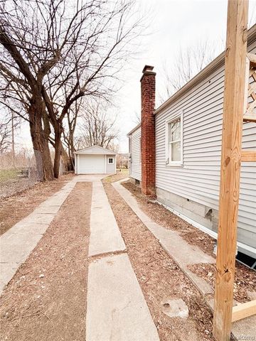 19457 Evergreen Road, Detroit, MI 48219