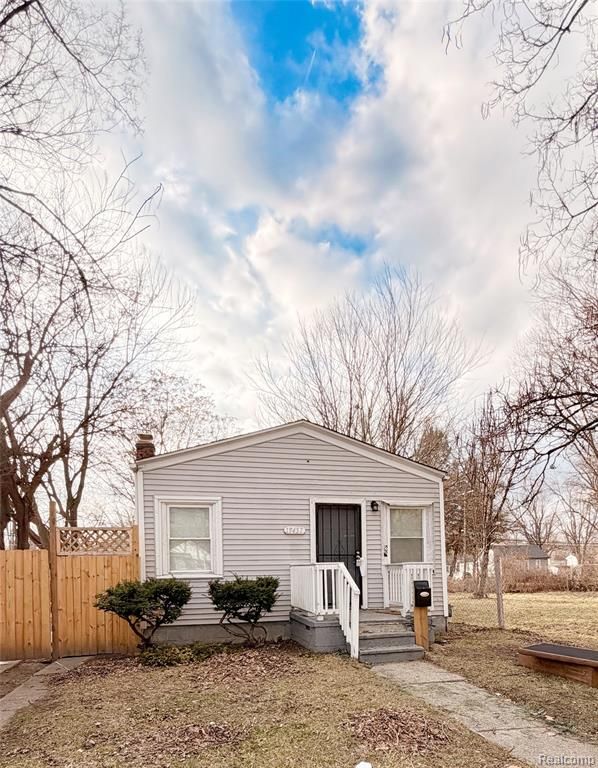 19457 Evergreen Road, Detroit, MI 48219