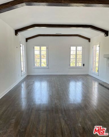 1107 S Sycamore Avenue, Los Angeles, CA 90019