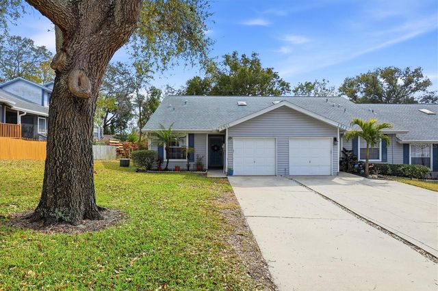 39650 US HIGHWAY 19 N 1311, Tarpon Springs, FL 34689