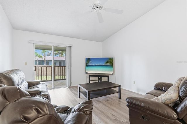 39650 US HIGHWAY 19 N 1311, Tarpon Springs, FL 34689