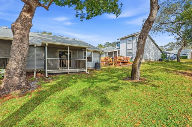 39650 US HIGHWAY 19 N 1311, Tarpon Springs, FL 34689