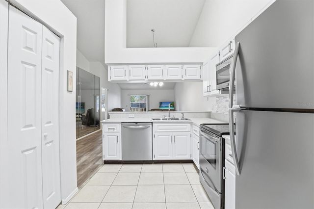 39650 US HIGHWAY 19 N 1311, Tarpon Springs, FL 34689