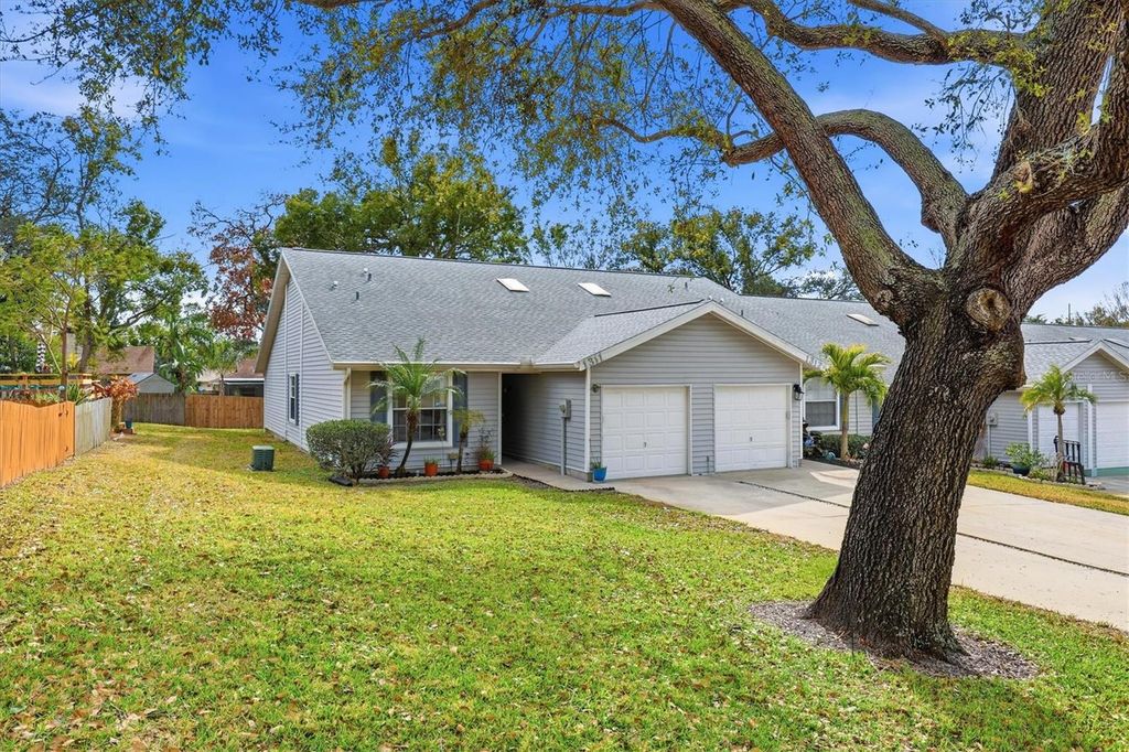 39650 US HIGHWAY 19 N 1311, Tarpon Springs, FL 34689