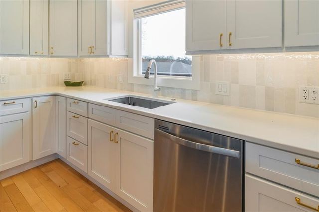 106 Lake Viking Terrace, Gallatin, MO 64640