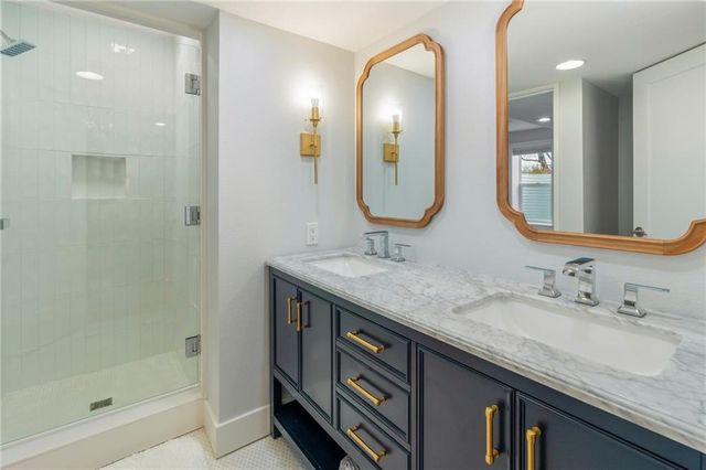 106 Lake Viking Terrace, Gallatin, MO 64640