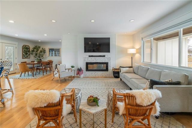 106 Lake Viking Terrace, Gallatin, MO 64640