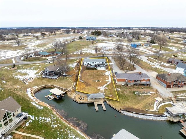 106 Lake Viking Terrace, Gallatin, MO 64640