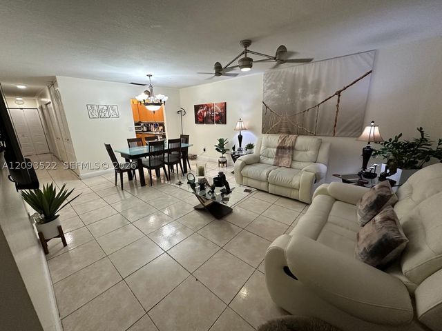 19571 NW 55th Cir Pl 5, Miami Gardens, FL 33055