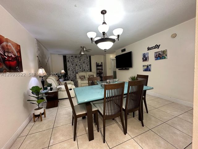 19571 NW 55th Cir Pl 5, Miami Gardens, FL 33055