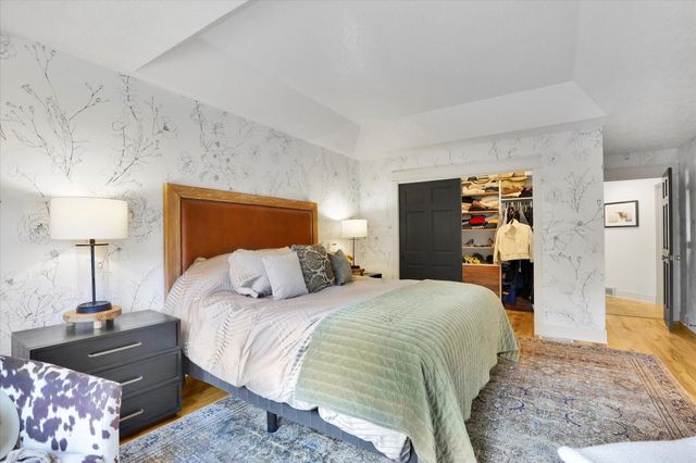 731 E Inverness Ln, Spokane, WA 99223