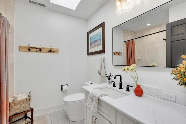 731 E Inverness Ln, Spokane, WA 99223