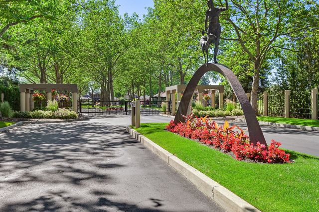 731 E Inverness Ln, Spokane, WA 99223