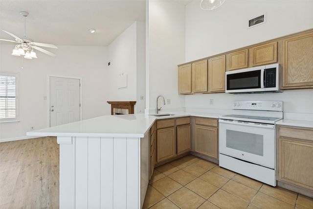 512 Sims Drive, Cedar Hill, TX 75104