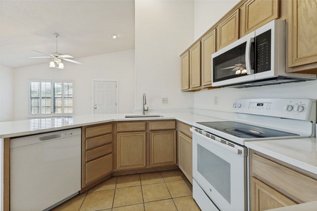 512 Sims Drive, Cedar Hill, TX 75104
