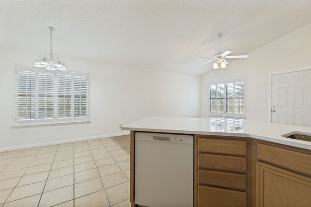 512 Sims Drive, Cedar Hill, TX 75104