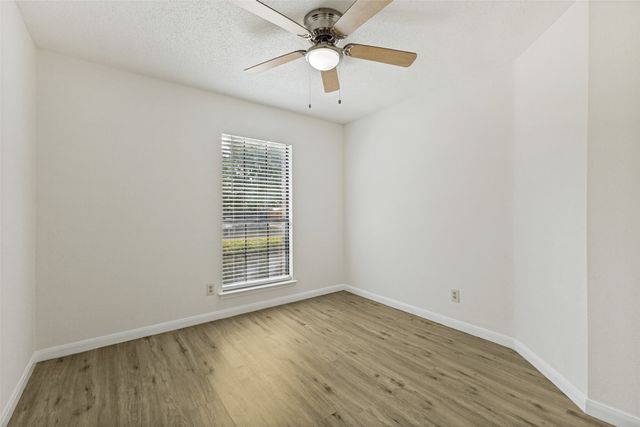 512 Sims Drive, Cedar Hill, TX 75104