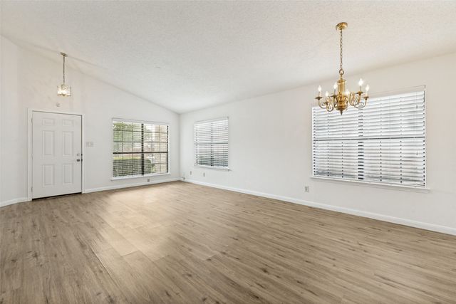 512 Sims Drive, Cedar Hill, TX 75104