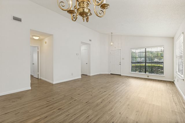 512 Sims Drive, Cedar Hill, TX 75104