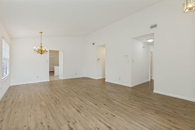 512 Sims Drive, Cedar Hill, TX 75104