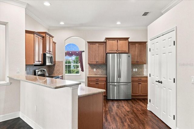 230 LAKE ARIETTA COURT, Auburndale, FL 33823