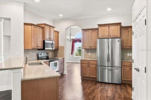 230 LAKE ARIETTA COURT, Auburndale, FL 33823