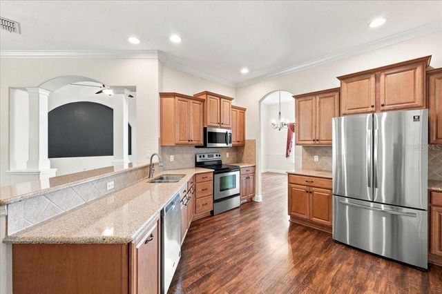 230 LAKE ARIETTA COURT, Auburndale, FL 33823