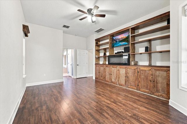 230 LAKE ARIETTA COURT, Auburndale, FL 33823