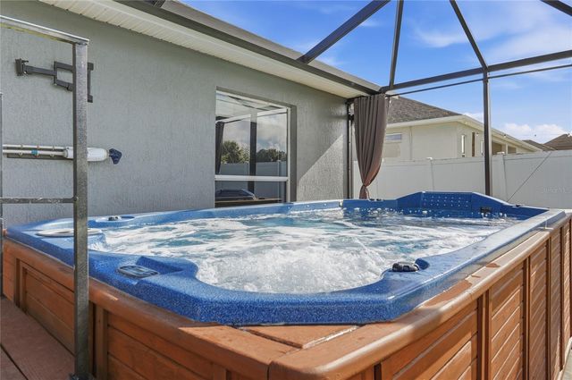 230 LAKE ARIETTA COURT, Auburndale, FL 33823