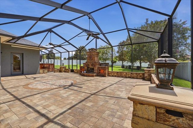 230 LAKE ARIETTA COURT, Auburndale, FL 33823