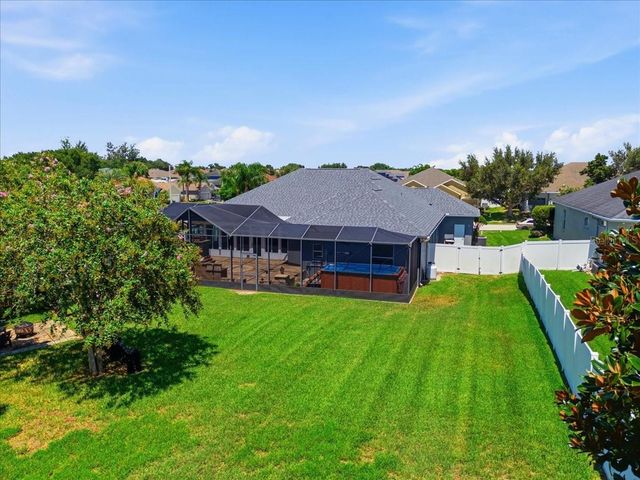 230 LAKE ARIETTA COURT, Auburndale, FL 33823