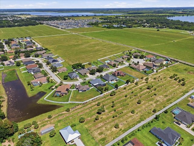 230 LAKE ARIETTA COURT, Auburndale, FL 33823