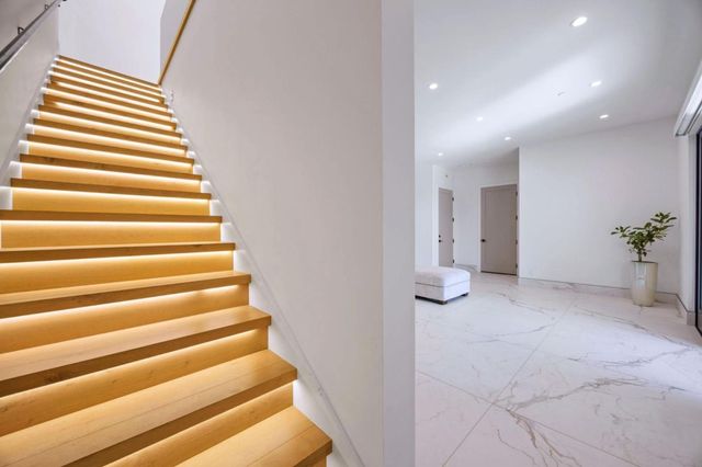 1016 Escalero Avenue, Pacifica, CA 94044