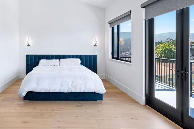 1016 Escalero Avenue, Pacifica, CA 94044