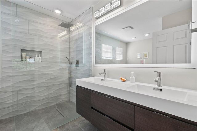 2447 Country Golf Drive, Wellington, FL 33414