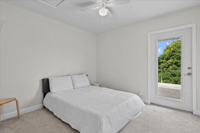 2447 Country Golf Drive, Wellington, FL 33414