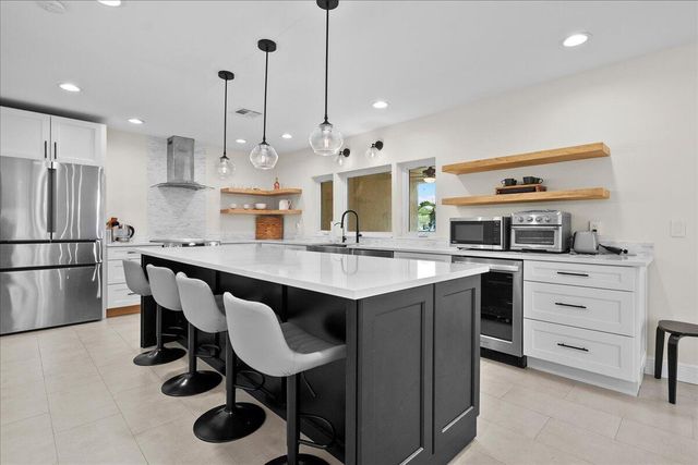 2447 Country Golf Drive, Wellington, FL 33414