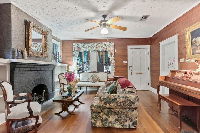 1614 Blouin Ave, Baton Rouge, LA 70808