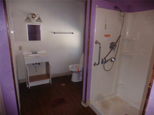 7400 SW 12th Street, Des Moines, IA 50315