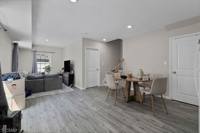 12 Rome St, Newark City, NJ 07105